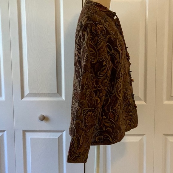 Flashback, Vintage Tapestry Brocade Jacket in Earth Tones- Medium - Picture 3 of 9